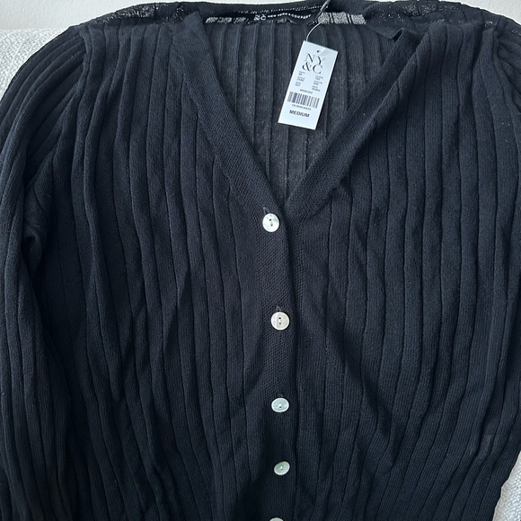 V-Neck Sheer Ribbed Cardigan - Picture 4 of 9